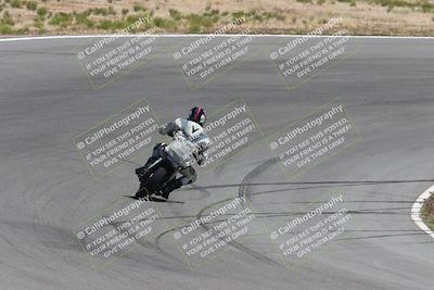 media/Apr-20-2025-AHRMA (Sun) [[393a79c373]]/Race/Group 7/Turn 4b/